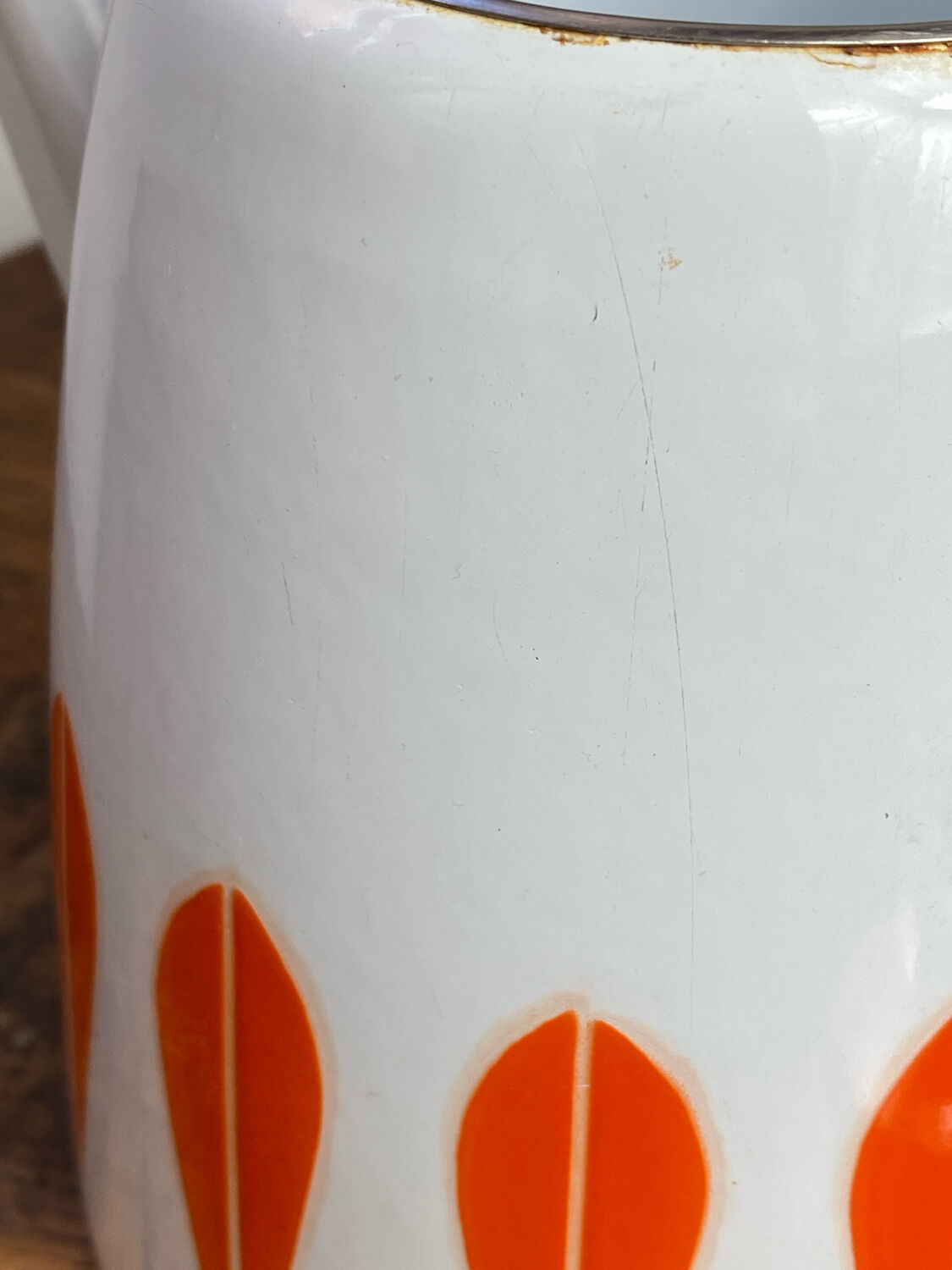 Scandinavian teapot Lotus Cathrineholm