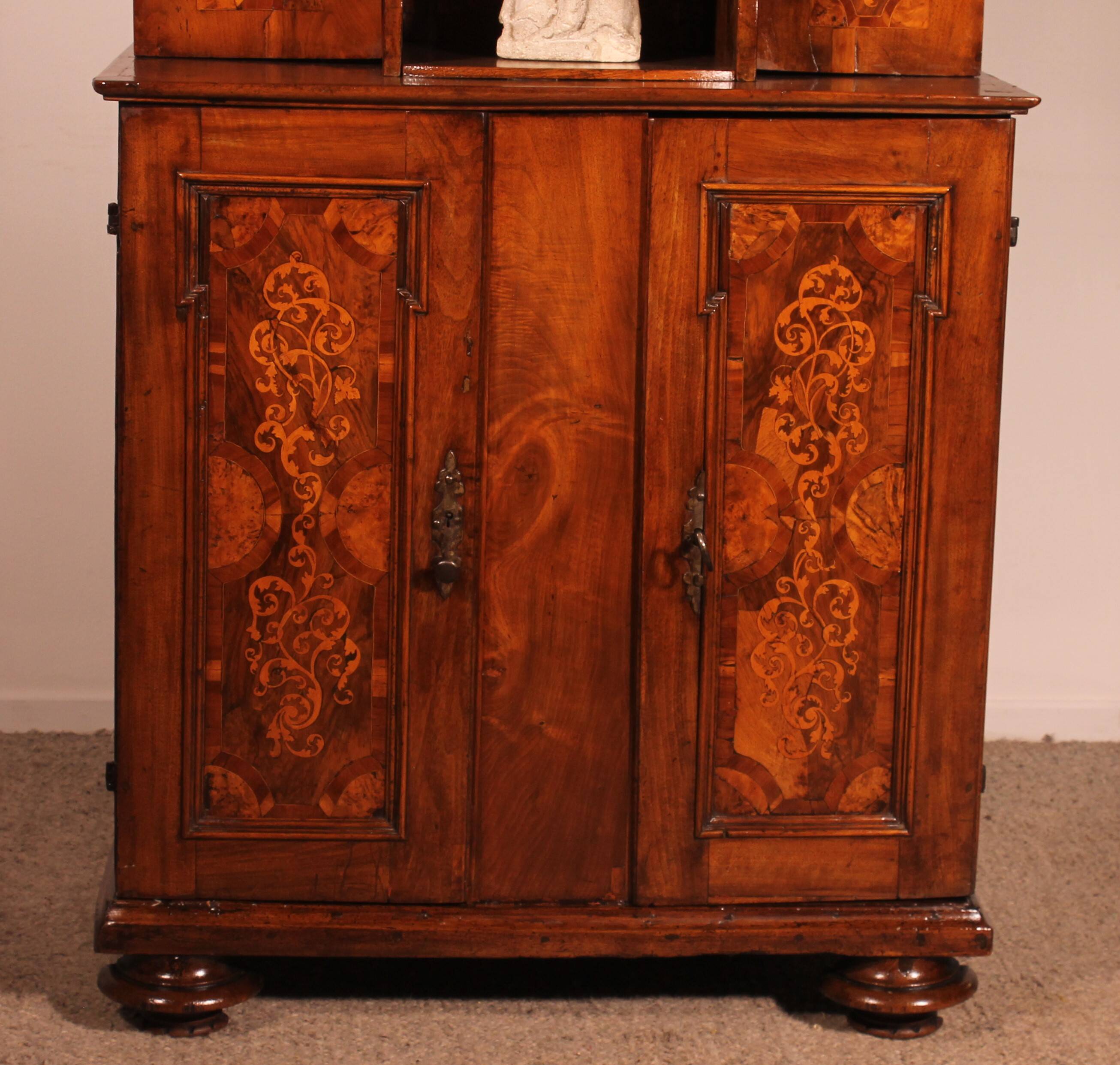 Buffet with 6 Doors in Walnut, dated 1639