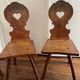 3 chaises brutalistes