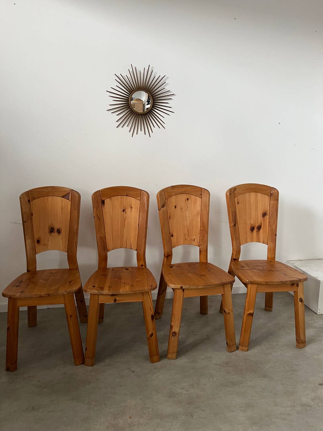 French design pine table and chair set from the 70s brutalist vintage arcs