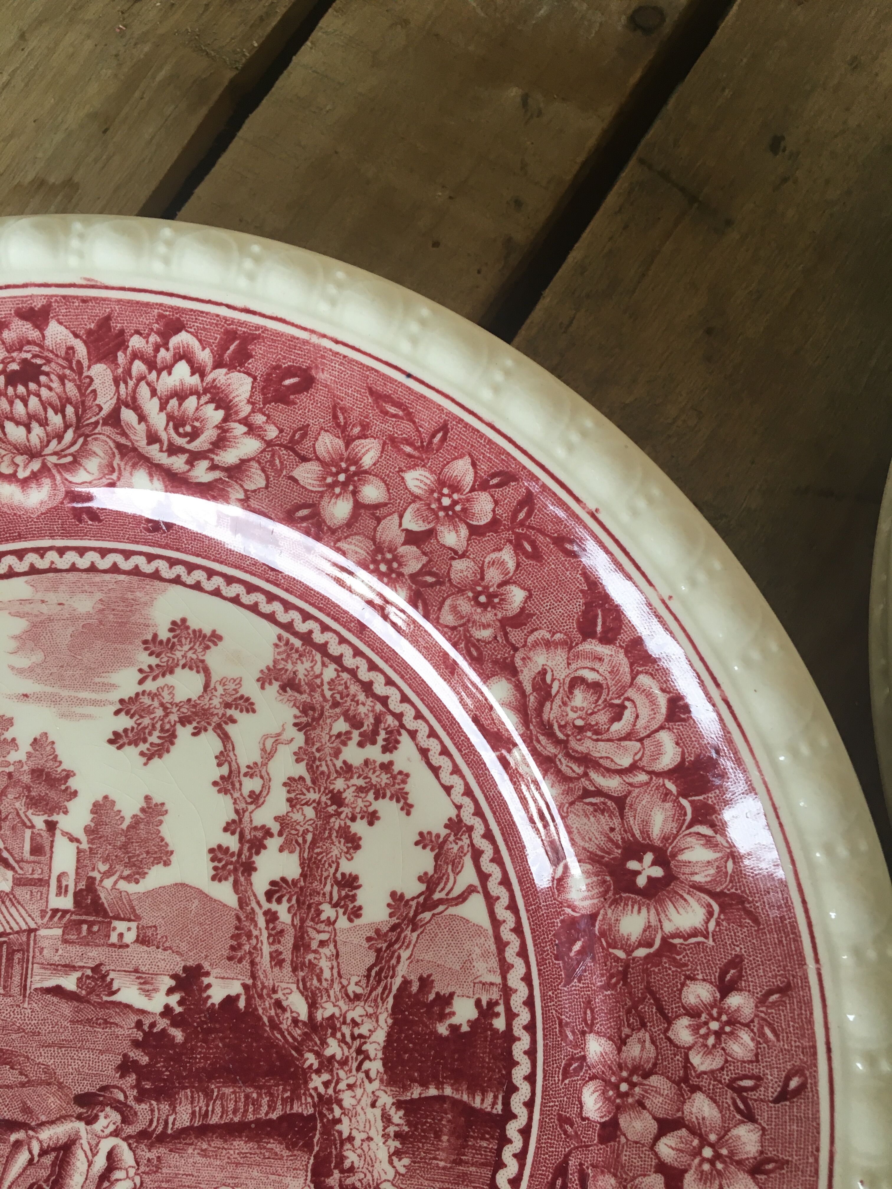 Villeroy & Boch dessert plates