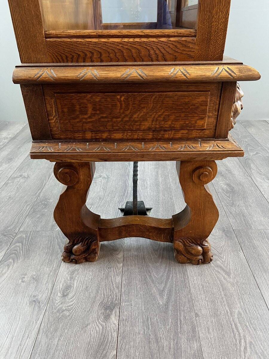 Carved oak display case, Neo-Renaissance style, 20th century