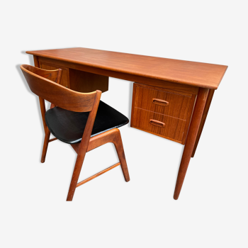 Arne Vodder desk with chair