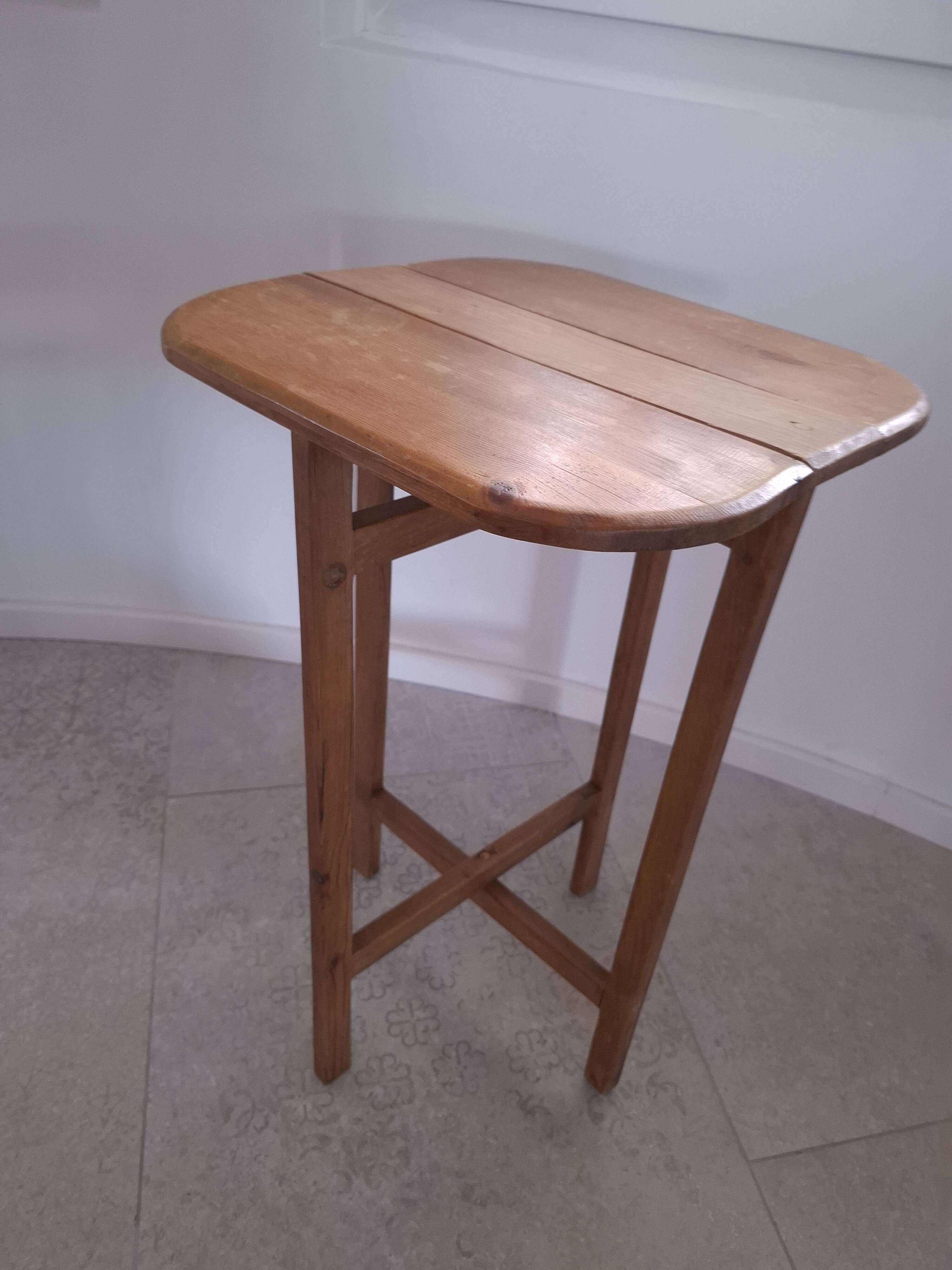 Folding wooden side table
