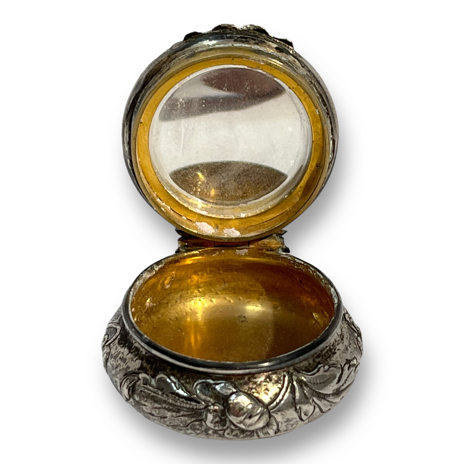 Powder magazine with solid silver mirror