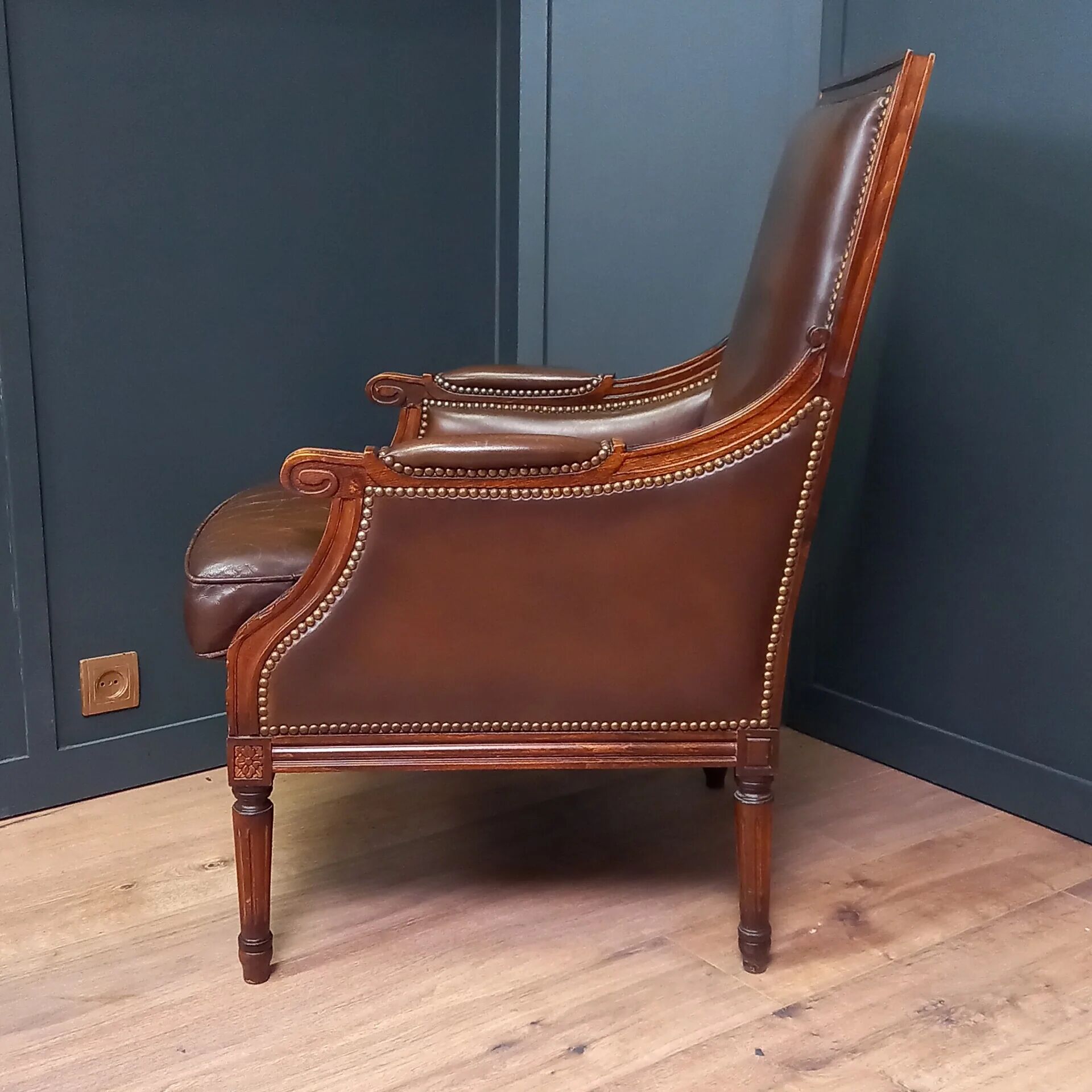 Vintage armchair in Art Deco style - clubchair