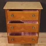 Petite commode française de style Louis XVI