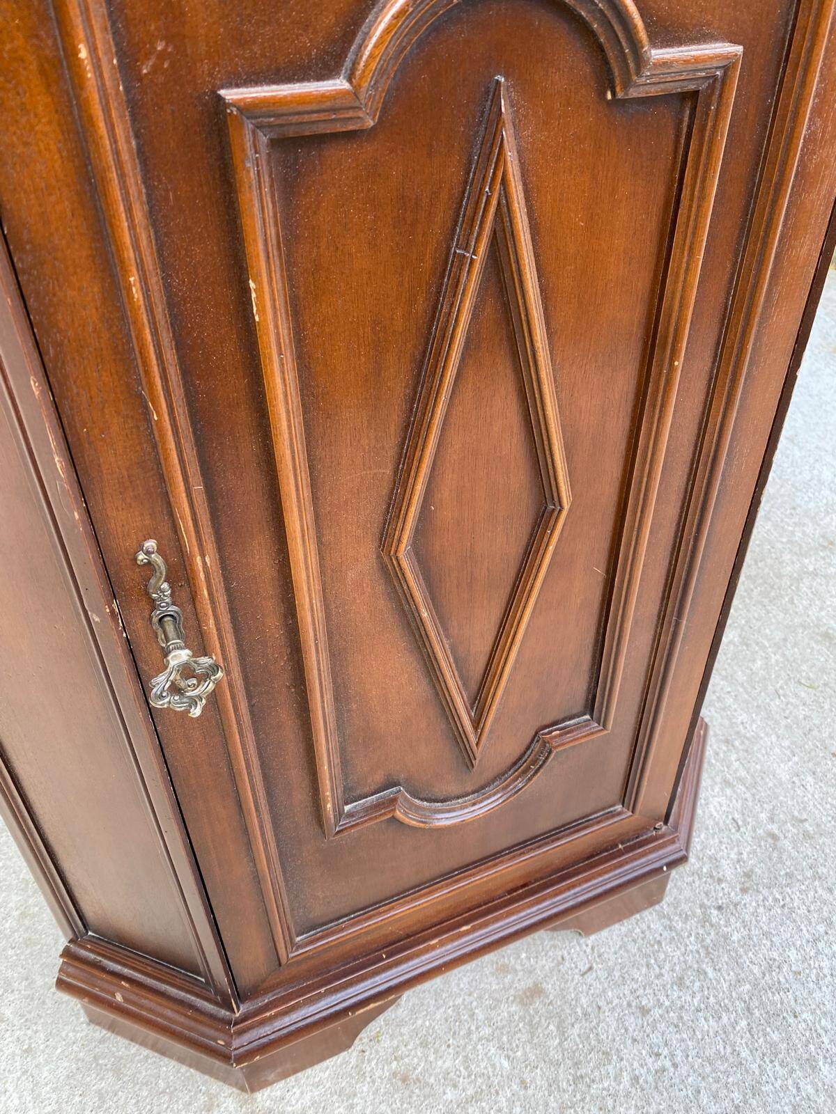 Colonial-style wooden corner entryway chest