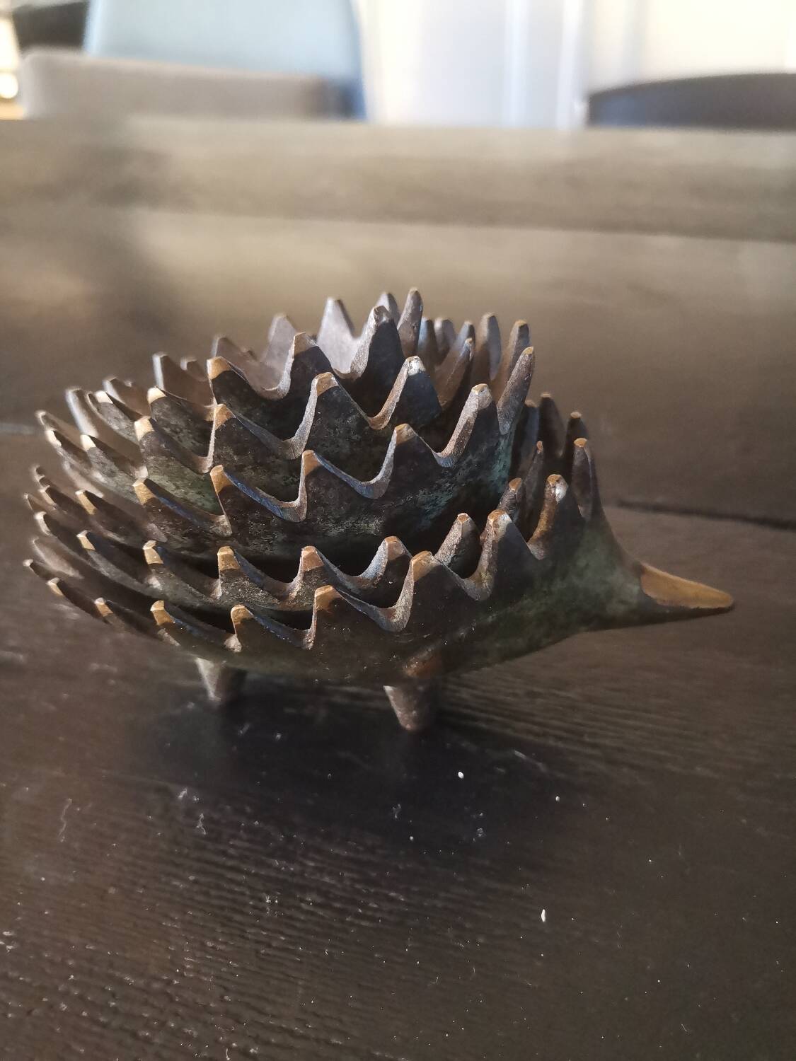 Nesting hedgehog ashtrays