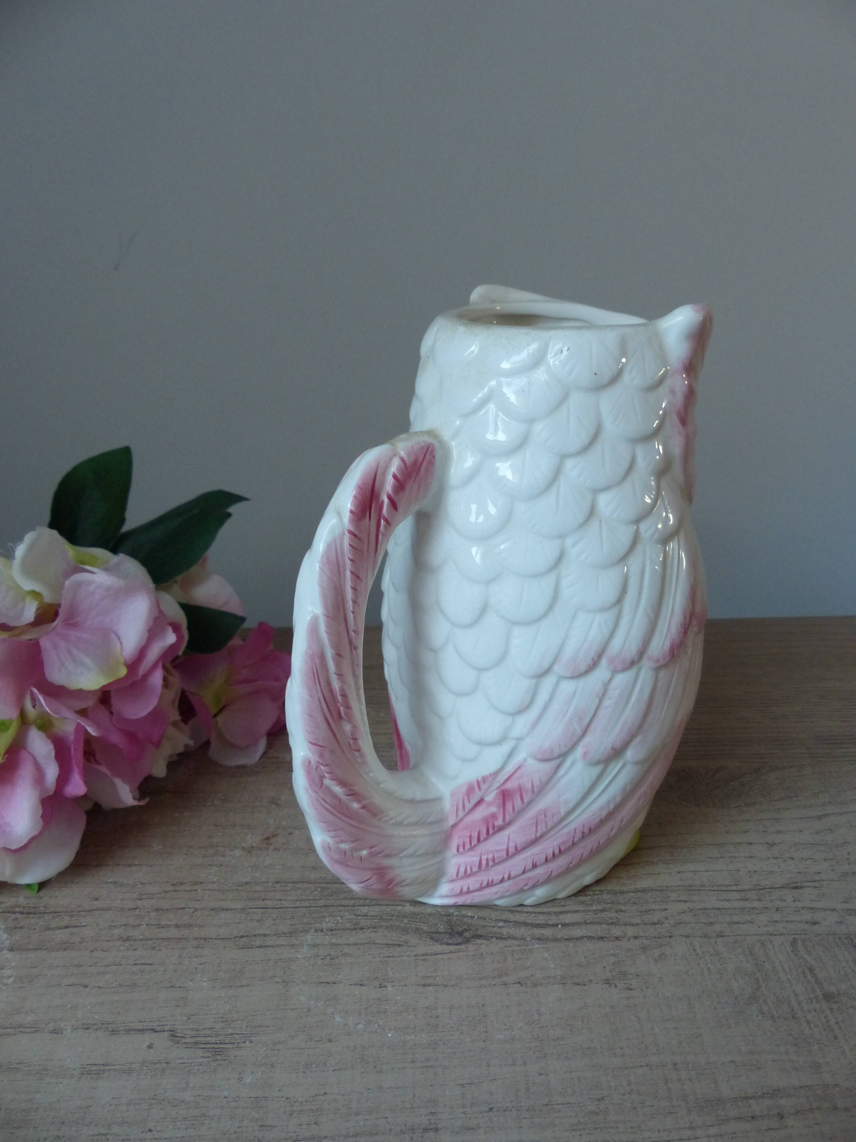 Pichet barbotine white and pink owl – Vintage Japanese, signed Fratelli Gia