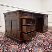 Ensemble de bureau anglais classique avec chaises de bureau