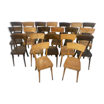 Série de 20 anciennes chaises bistrot vintage