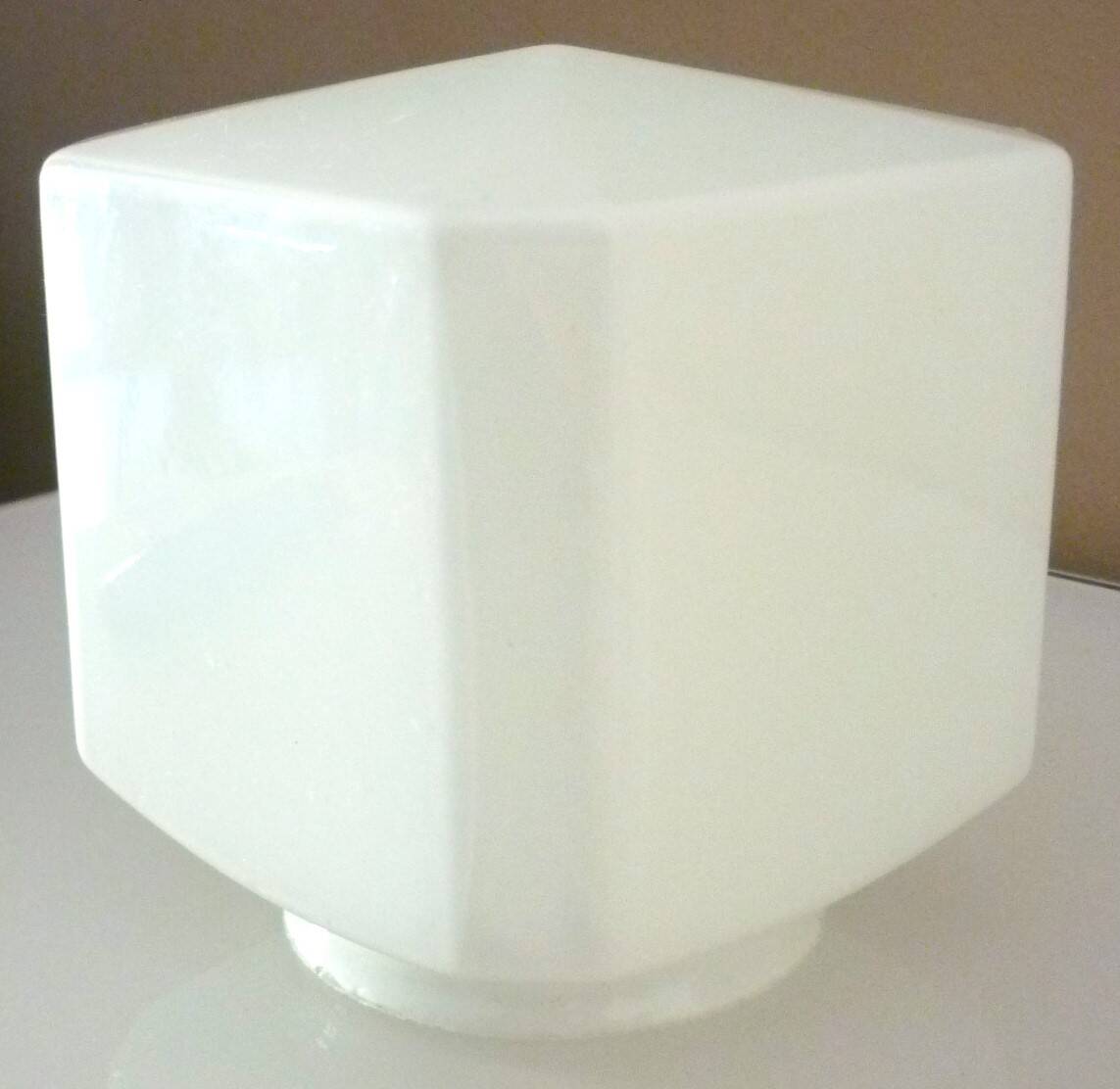 Antique wall light, porcelain and opaline glass, Art Deco period