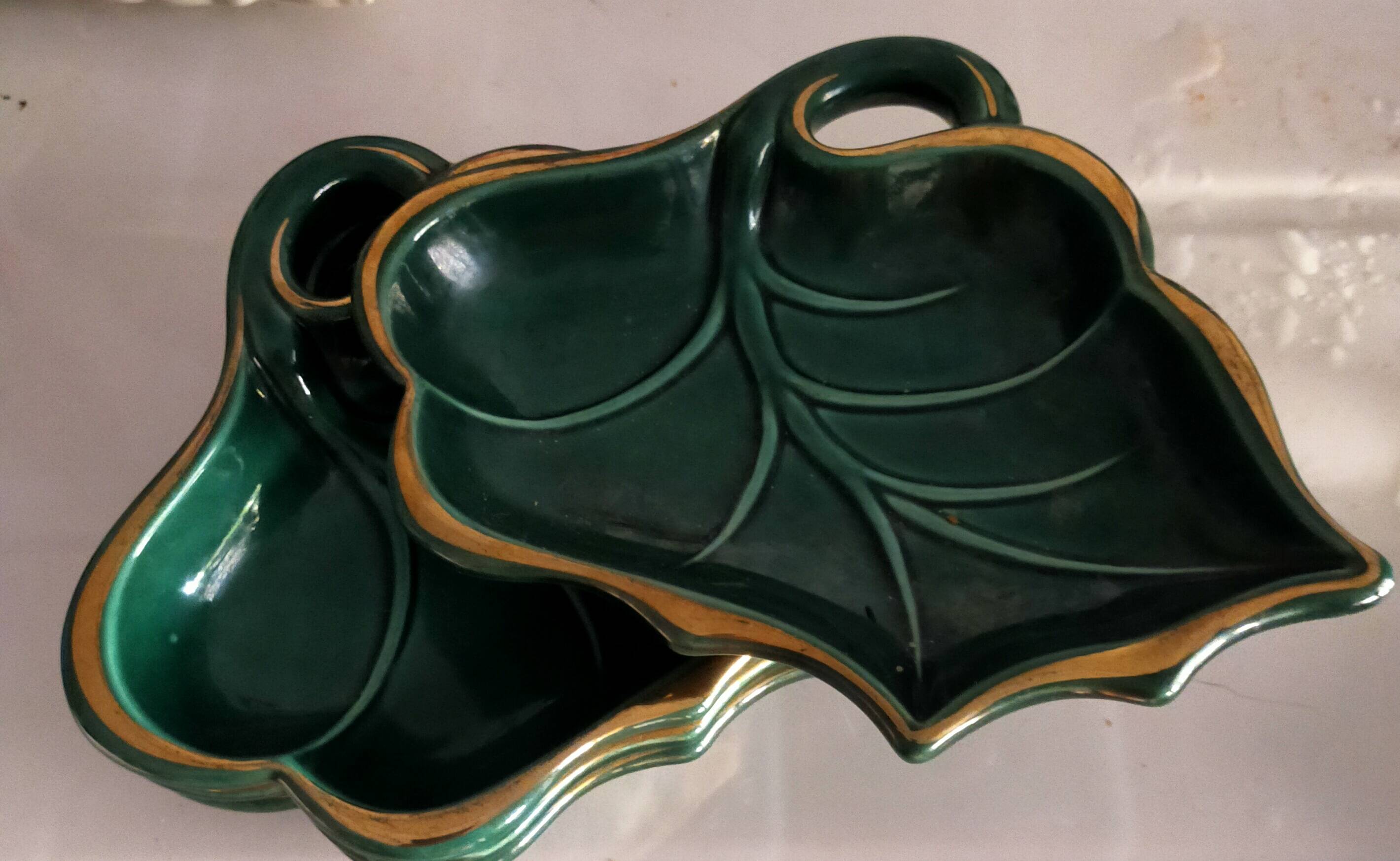 Set of four vintage 50s dishes or bowls