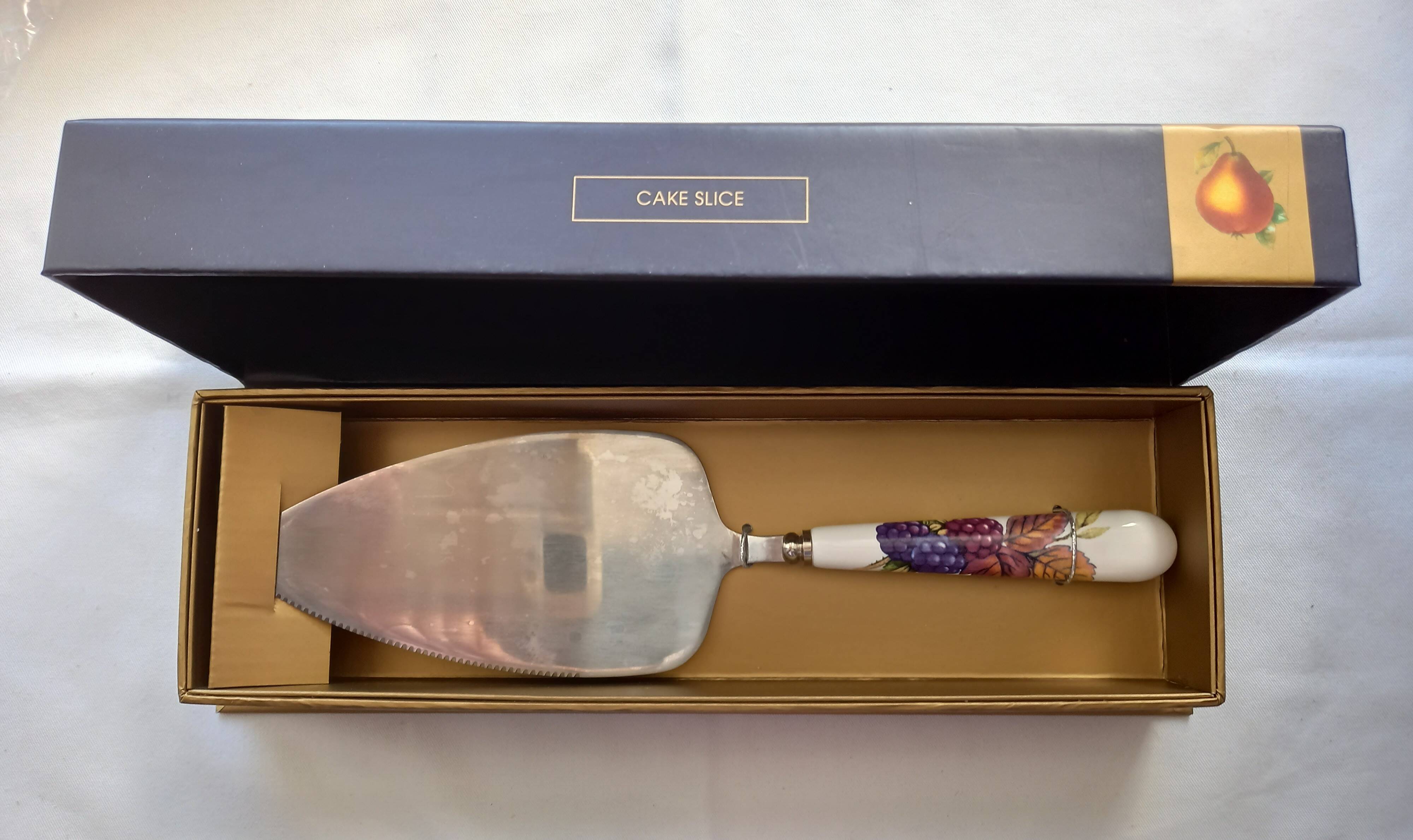 Royal Worcester Evesham Gold cake server