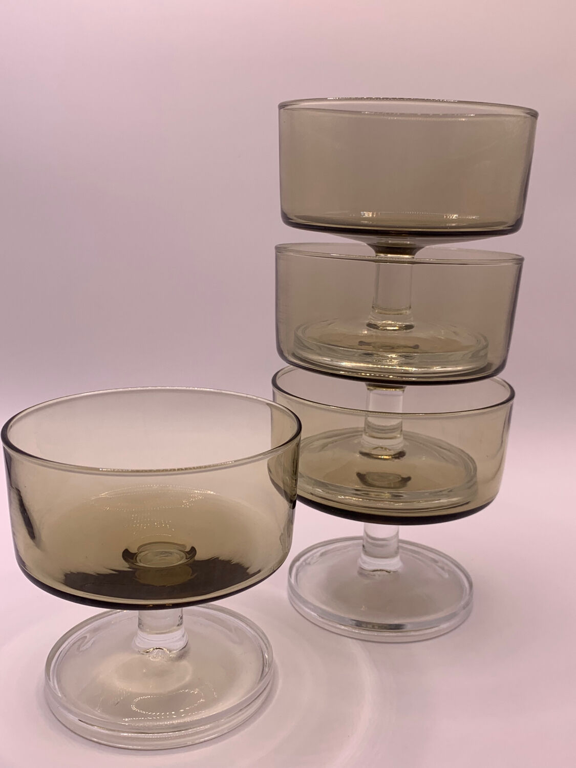 Ice cream or fruit sundaes