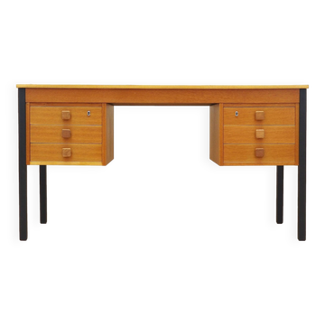 Ash desk, Danish design, 1970s, manufacturer: Domino Møbler