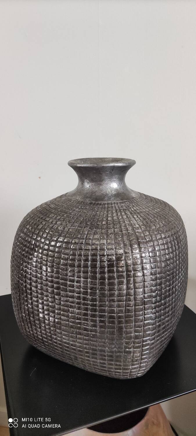 AMPM ethnic style pottery