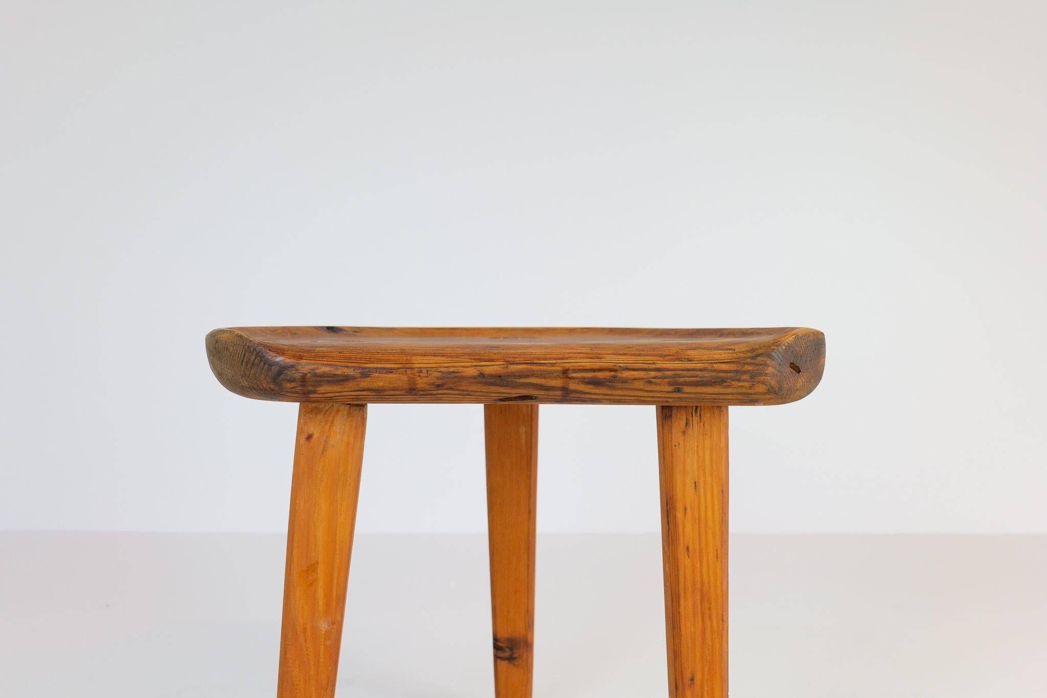 Tabouret suédois en pin, années 1960