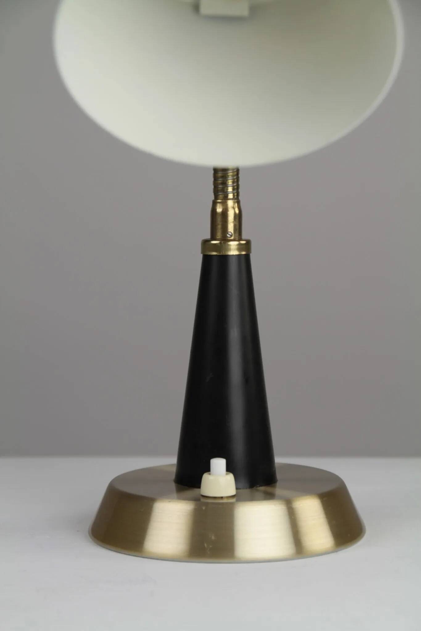Table / Desk Lamp Model 600/5 by Gemi — Swedish Modernism in Black & Brass, 1960s