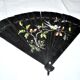 Éventail ancien art nouveau 1900 en bois noir - décor oiseau et branche de chêne peint main
