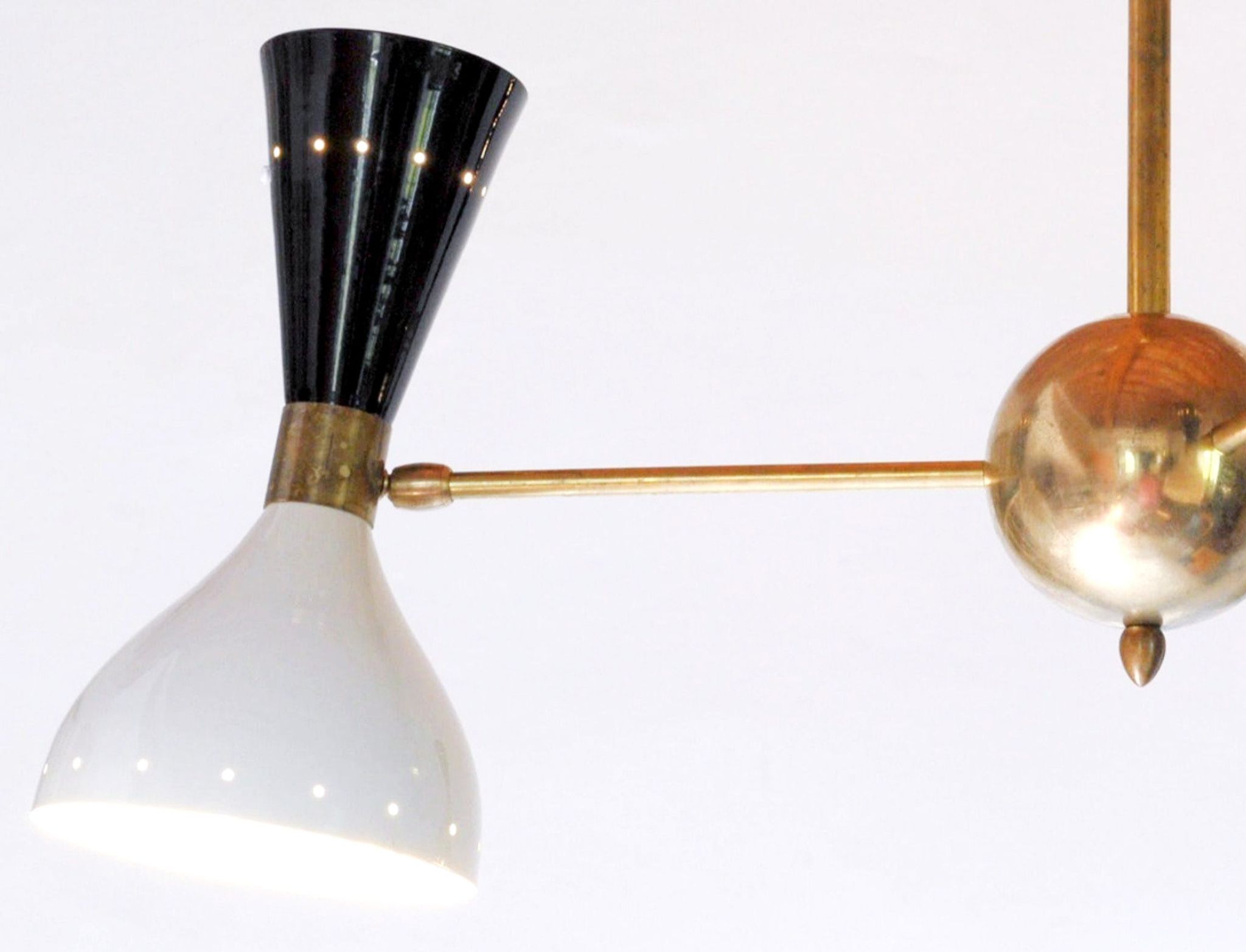 Moonlight 3-arm chandelier in white and black