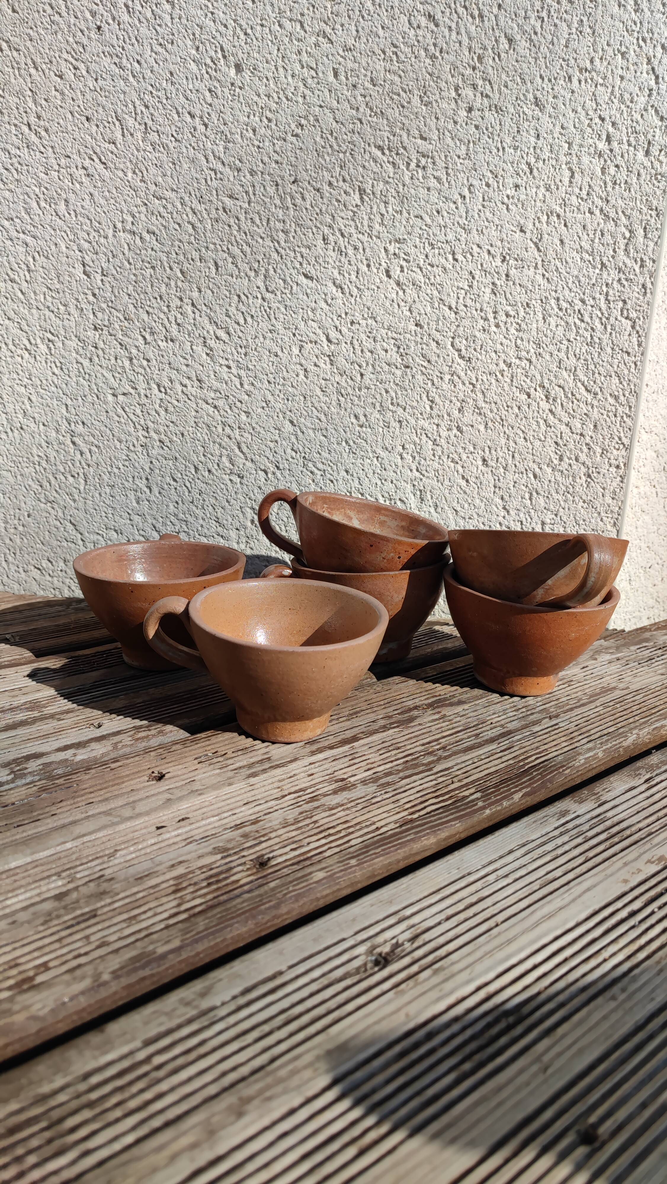 Sandstone cups