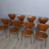 8 Arne Jacobsen Series 7 chairs