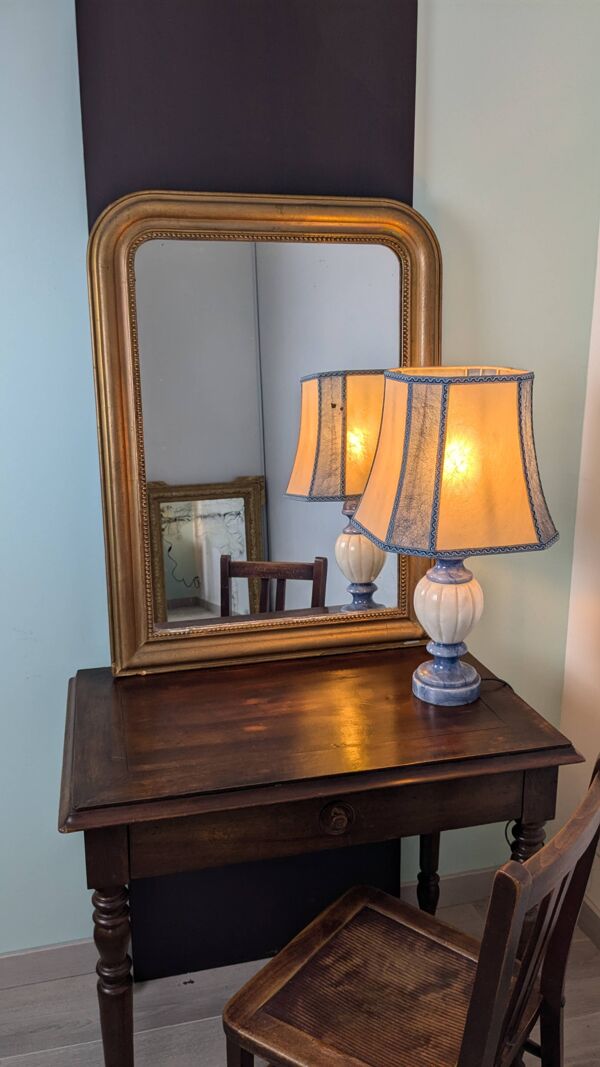 Lampe de salon en albâtre bleu et blanc
