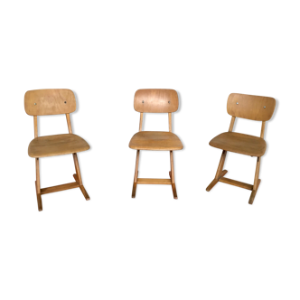 Series of 3 vintage children's casala chairs