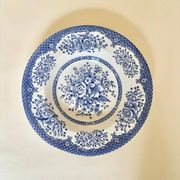 Set of six English deep plates, made of ironstone ceramic, floral patterns.