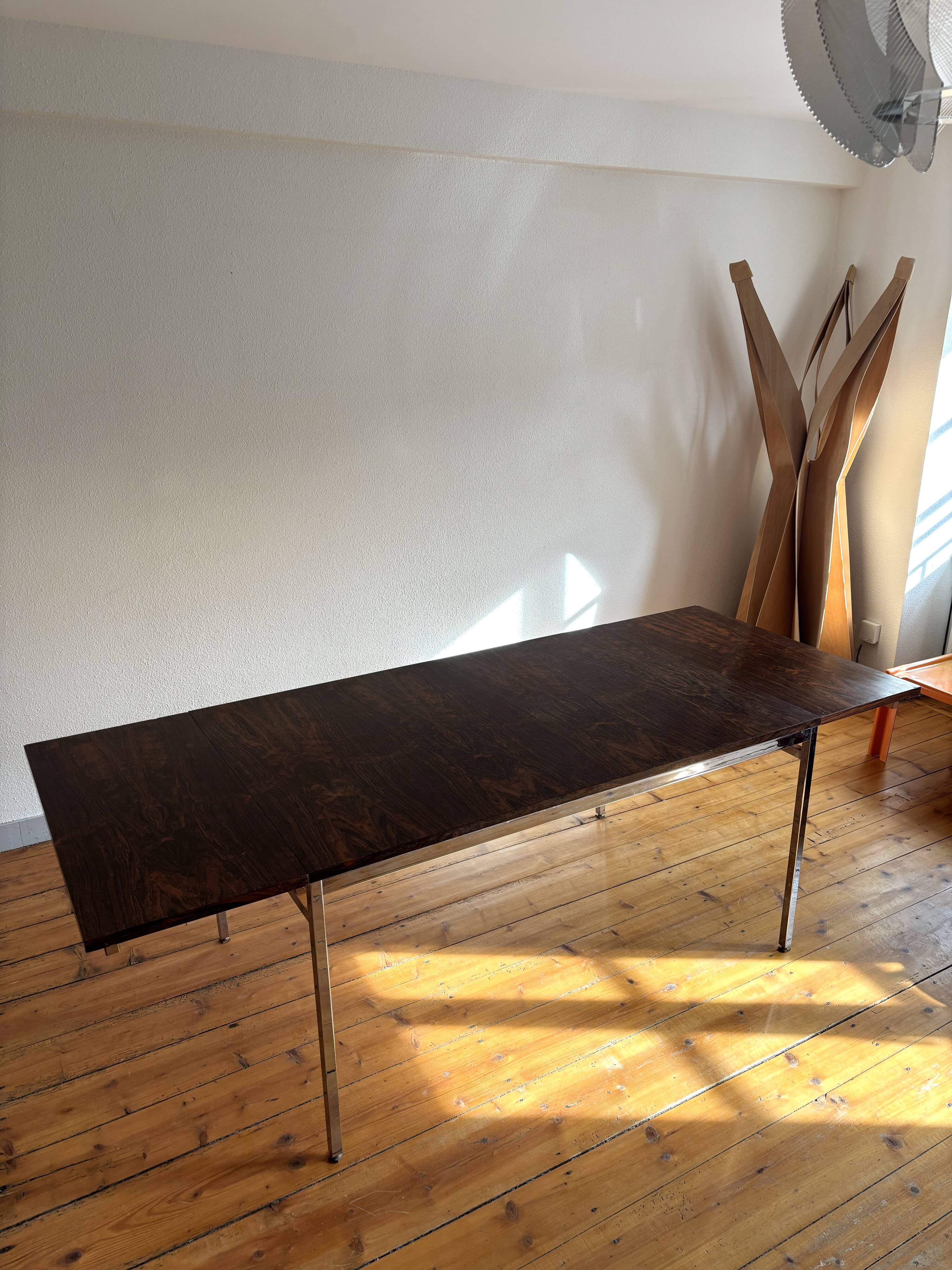 Extendable dining table by Luigi Bartolini, 1960