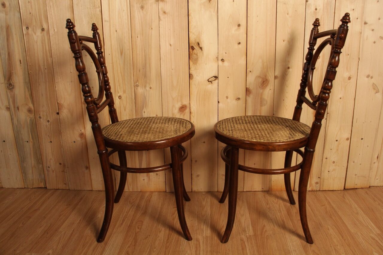Set twelve bistro chairs