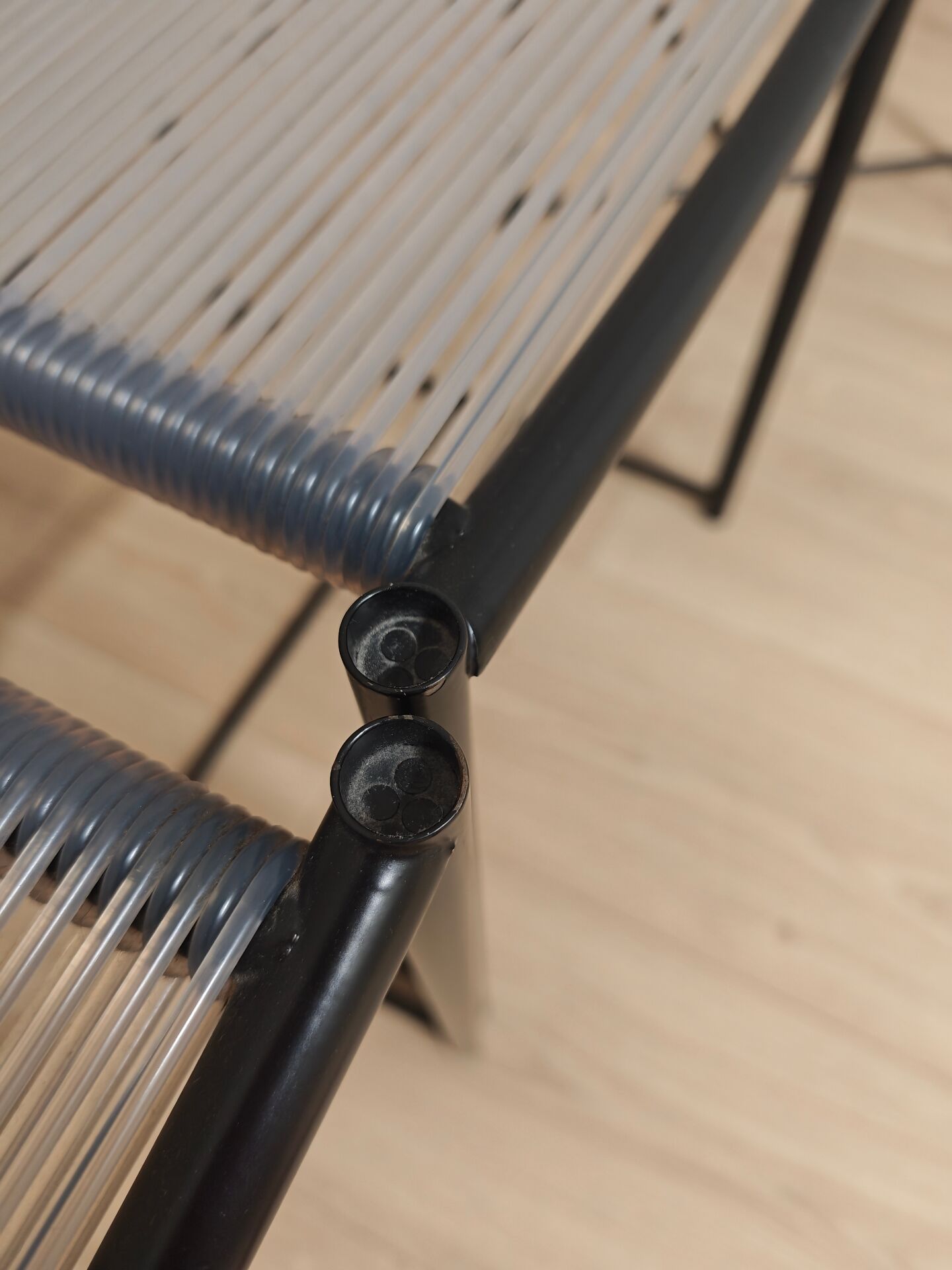 8 vintage Spaghetti chairs - By Belotti for Alias