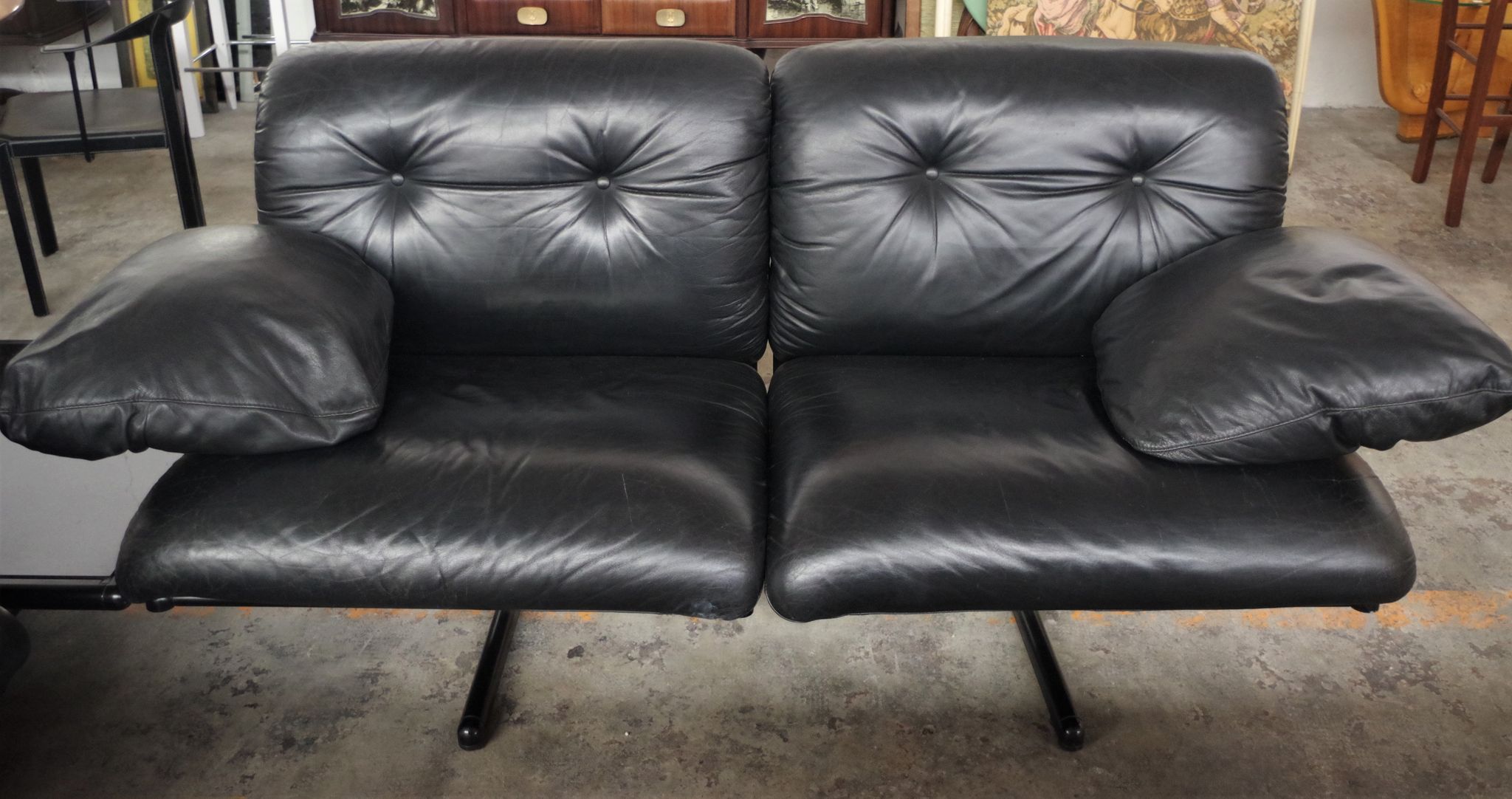 Corner sofa opening in leather and coffee table in marble by pierluigi cerri for frau, 1980s