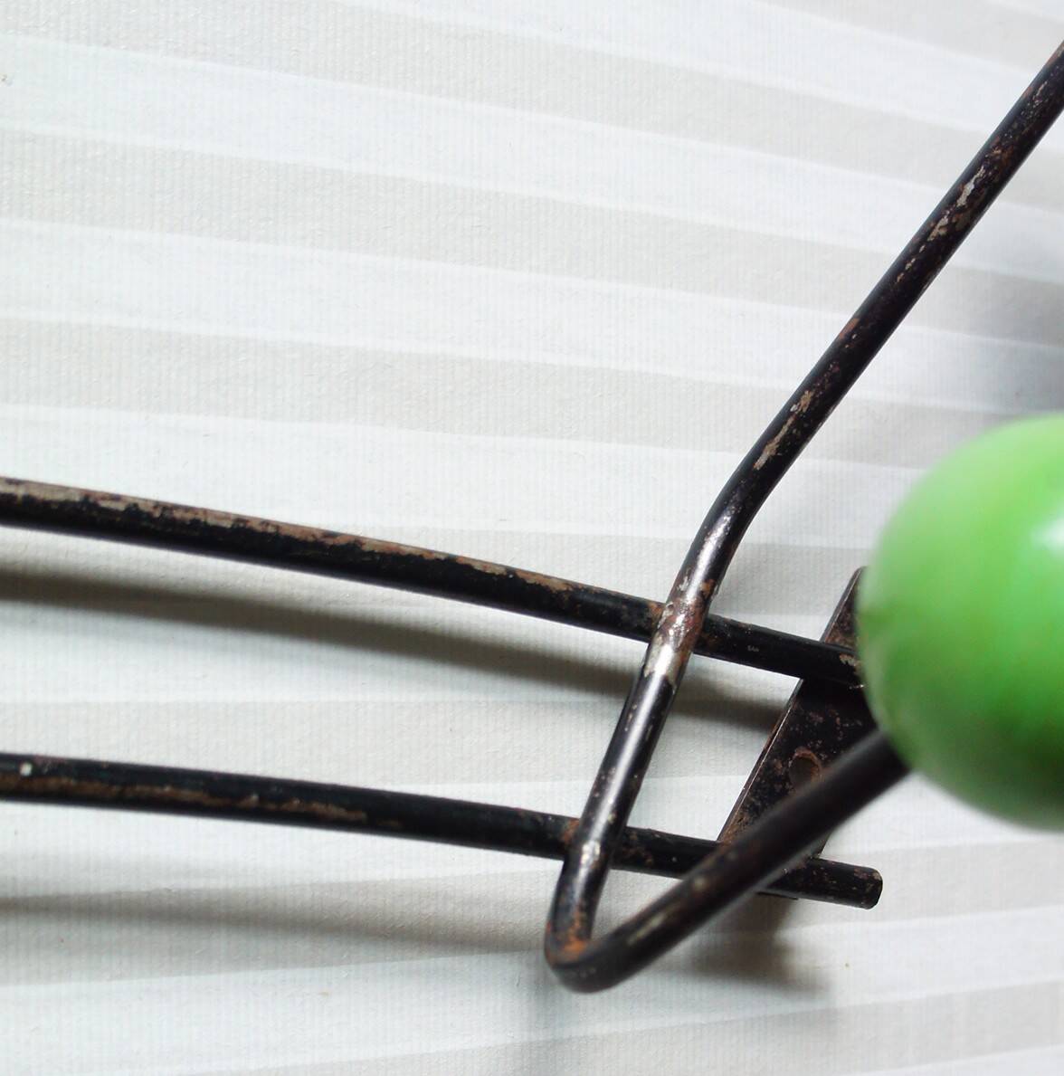 Wall coat rack with 6 colored wooden balls