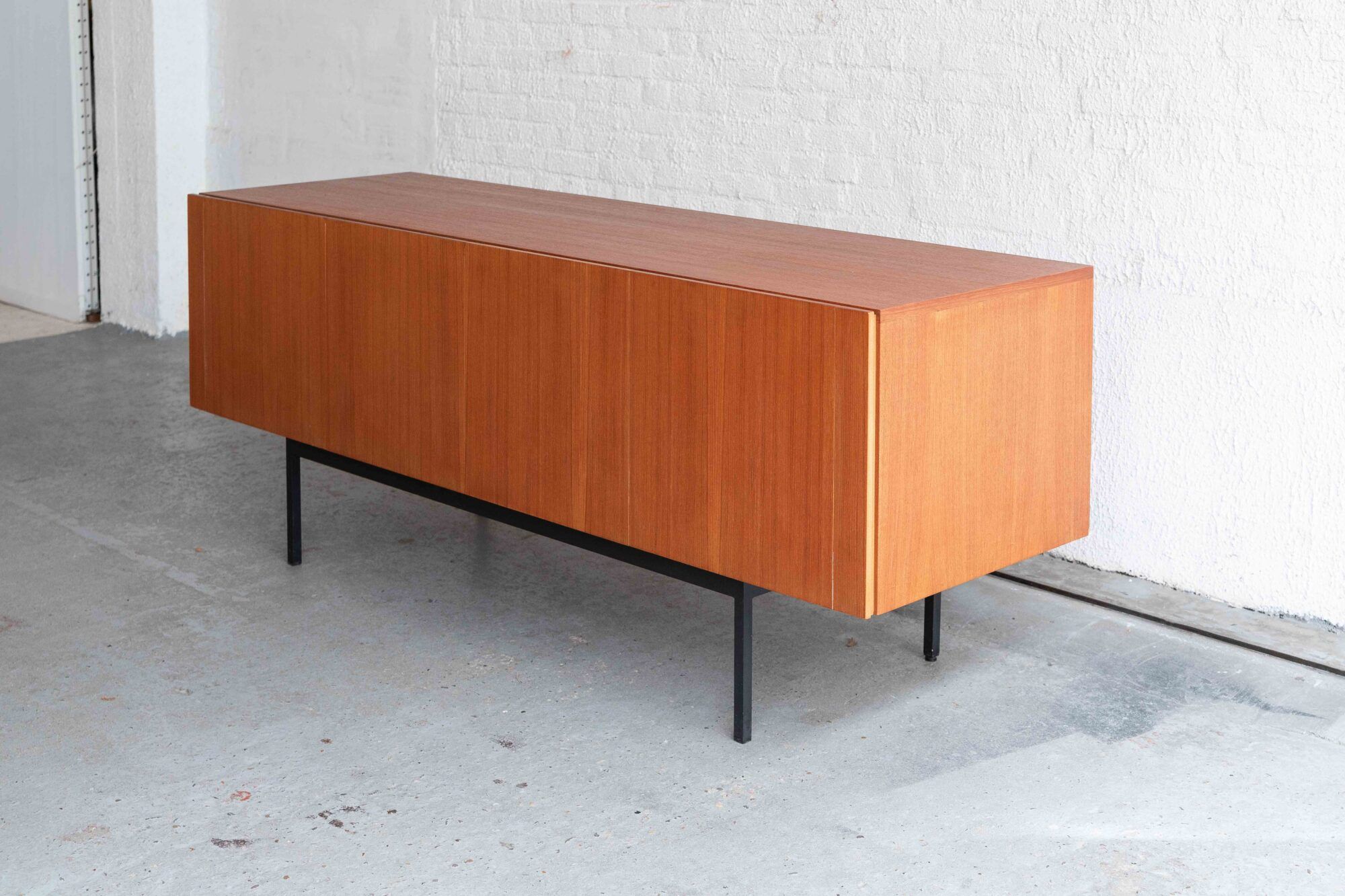 Buffet 'B20' by Dieter Waeckerlin