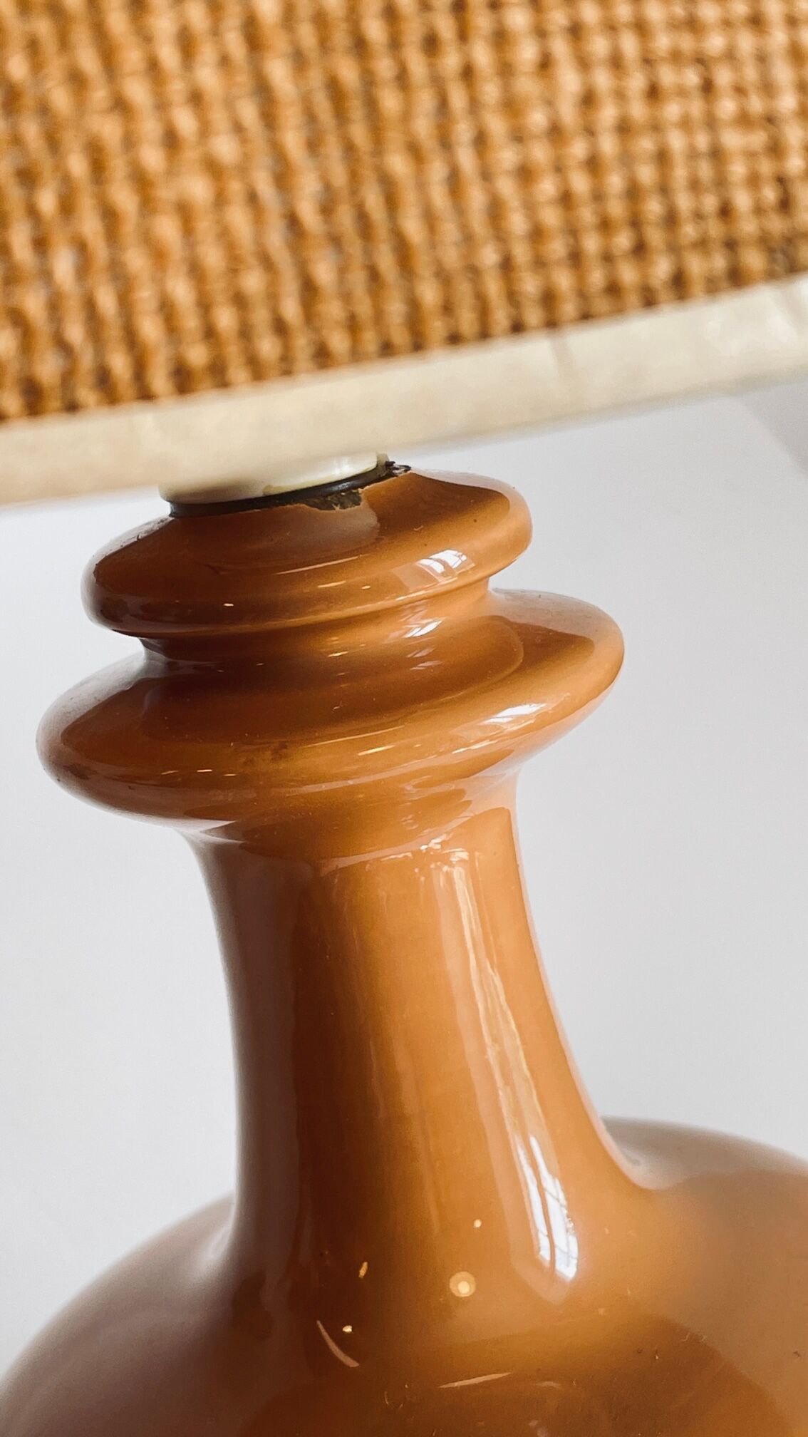 Ceramic lamp wood and vintage jute