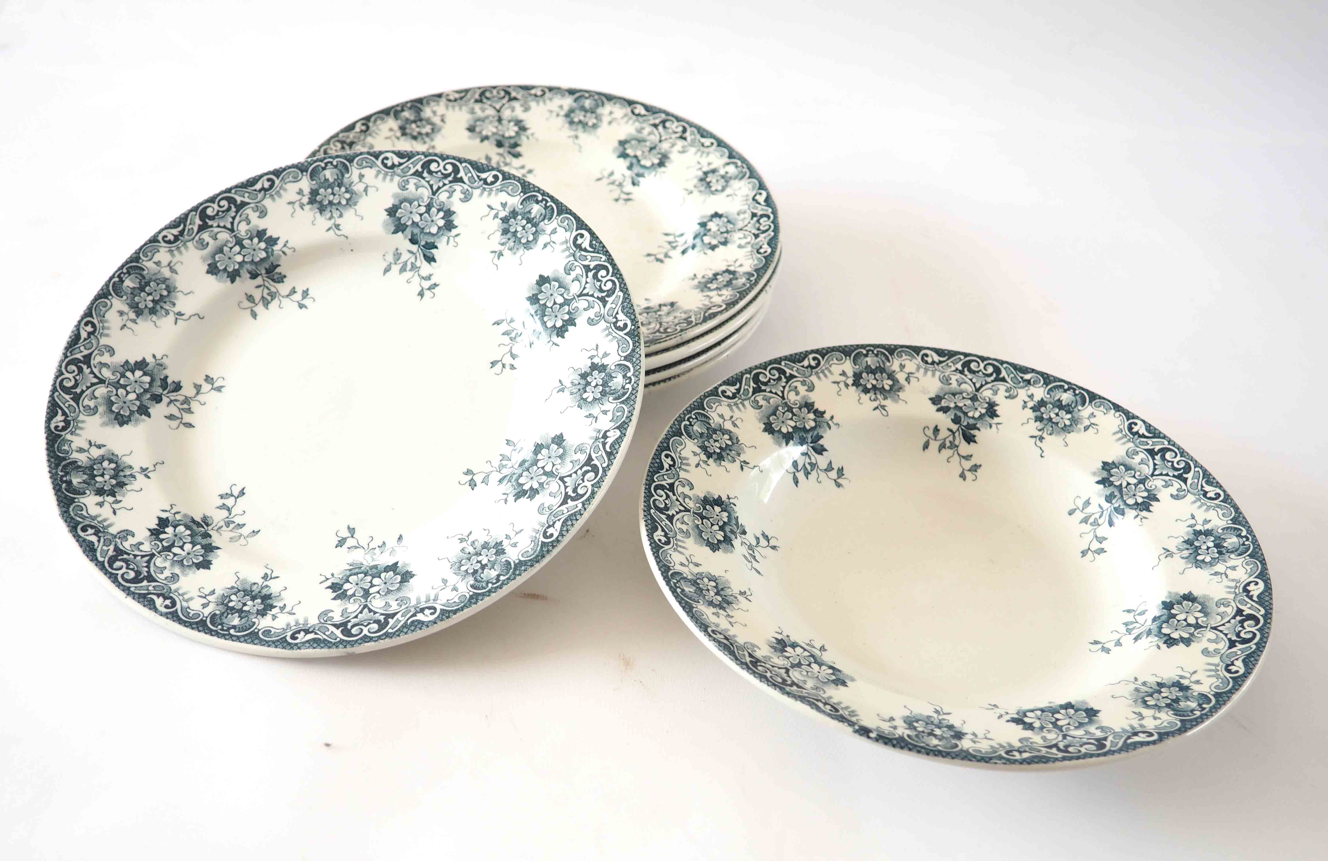 6 Terre de Fer Slate Plates