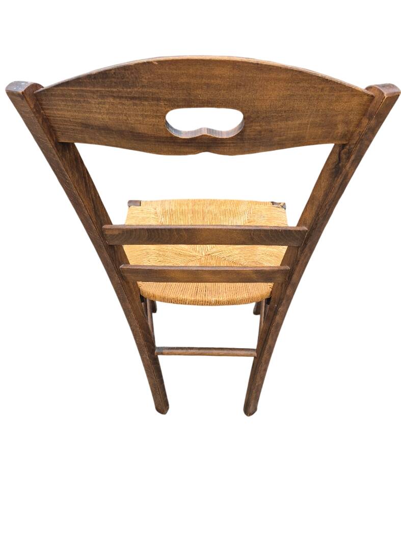 6 chaises + un fauteuil de campagne