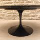Oval tulip coffee table in Marquina marble, design Eero Saarinen for Knoll