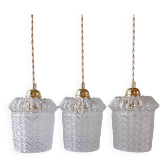 Set of three pendant lights