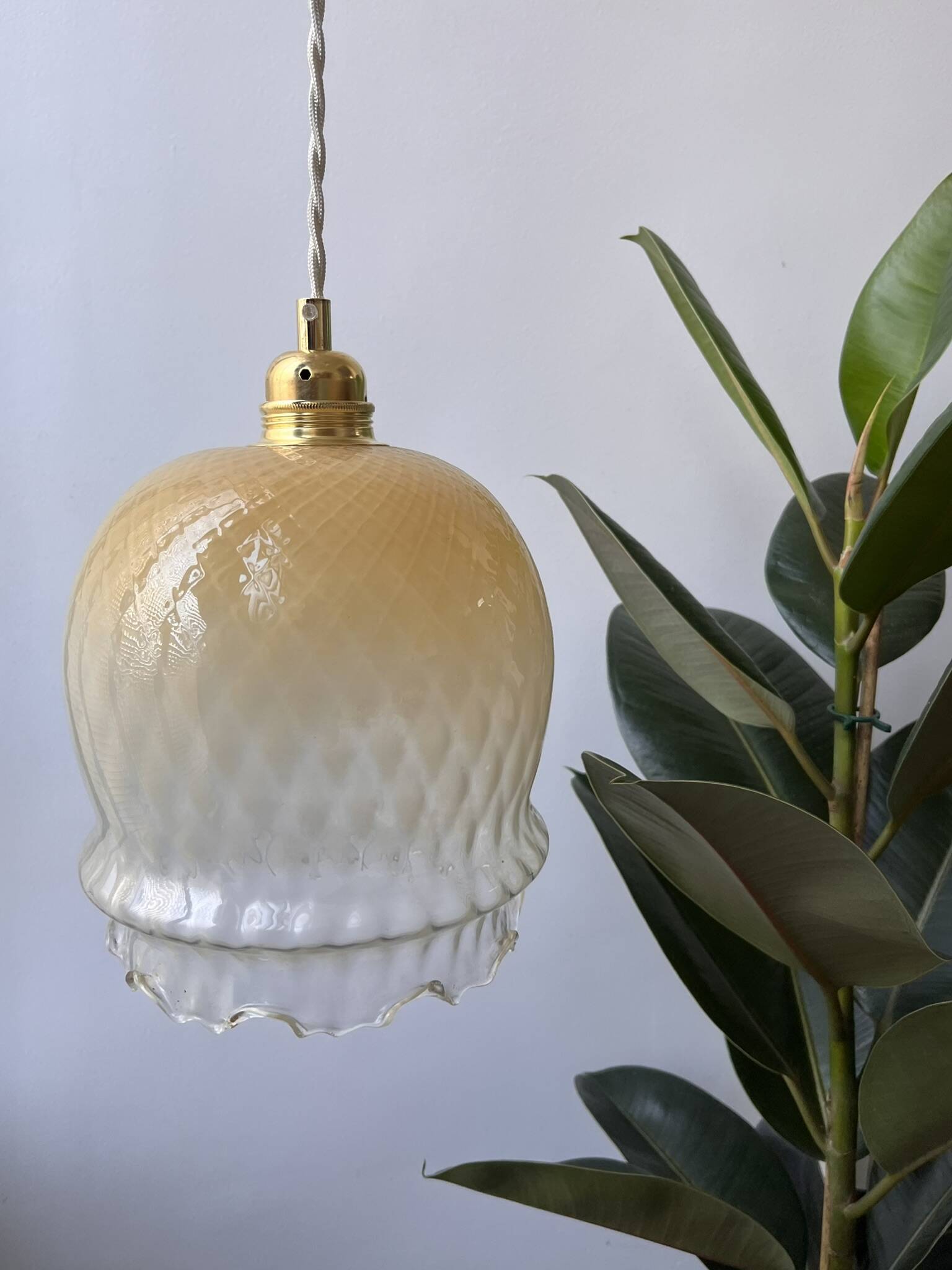 Large tropical style pineapple pendant light