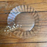 Vintage glass plates Duralex model Marguerite