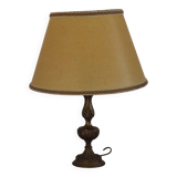 Spanish vintage brass table lamp with beige braided plastic shade 5555.
