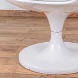 Space age armchair