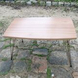 Folding coffee table