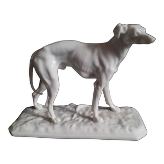 Sculpture de lévrier en porcelaine par Nymphenburg