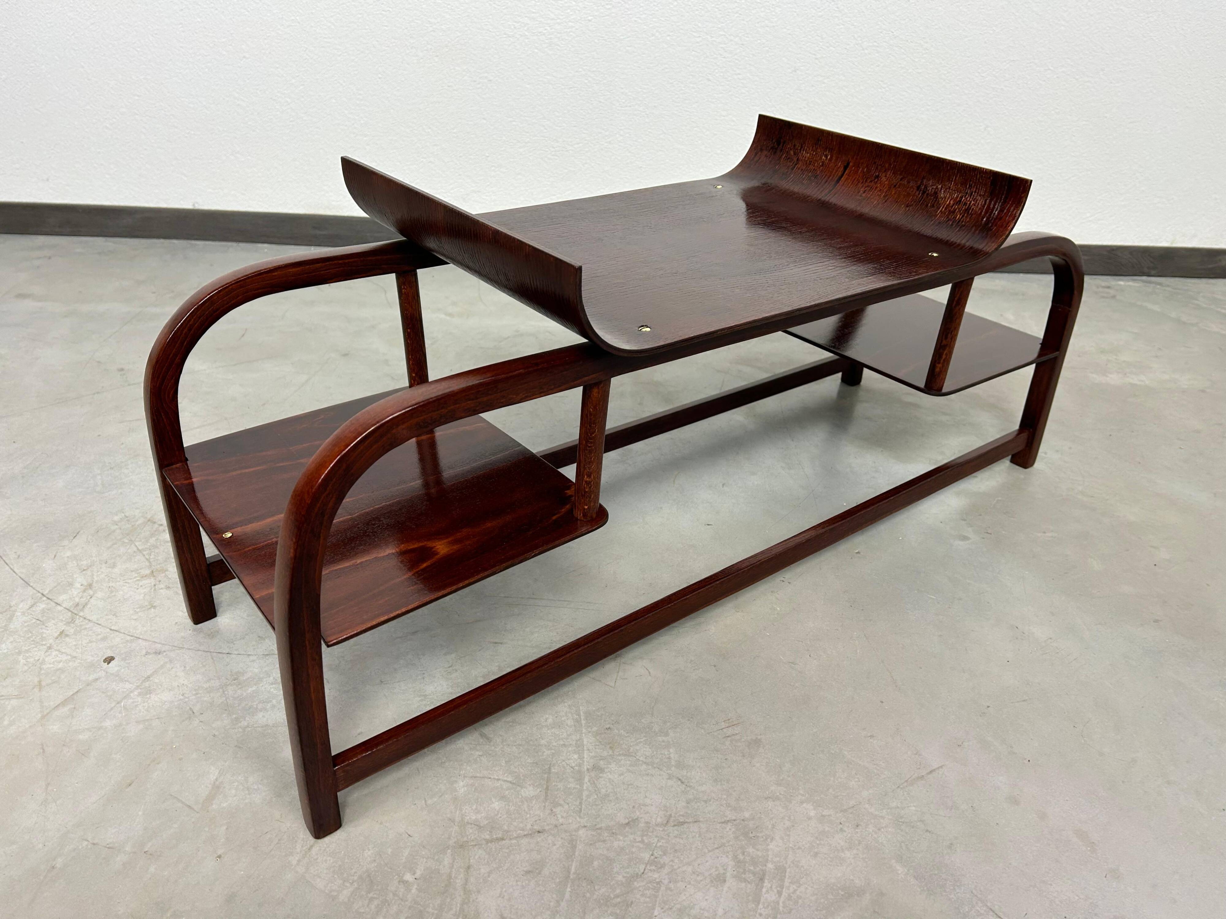 Very rare flower stand T376 by Thonet Mundus