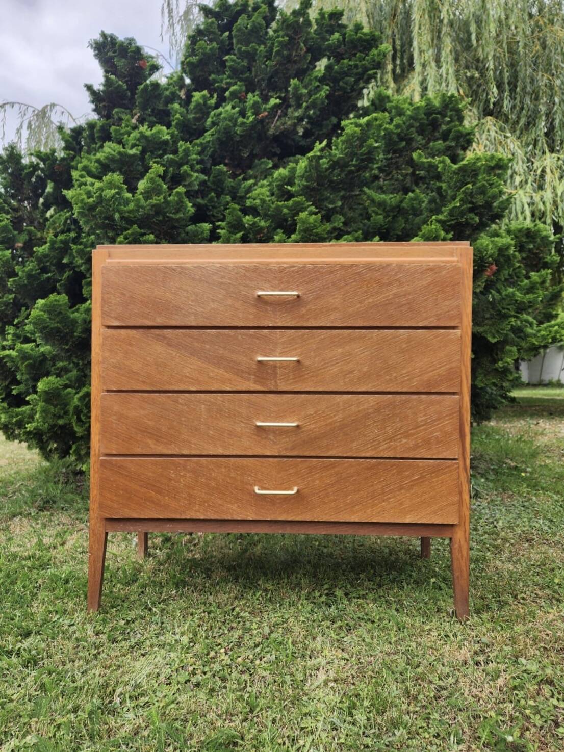 Antique vintage chest of drawers with spindle legs and 4 drawers, 1970s